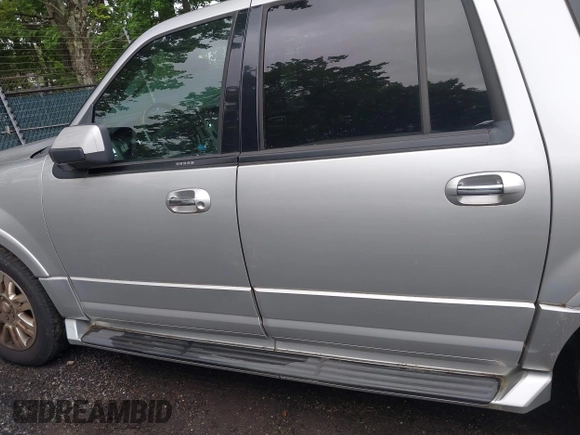 2011 Ford Expedition Max Limited with VIN 1FMJK2A59BEF25368, listed as a IAAI auction lot 42373592 with 220,426 mi miles and . Bid and sale history available at DreamBid. Image 14.
