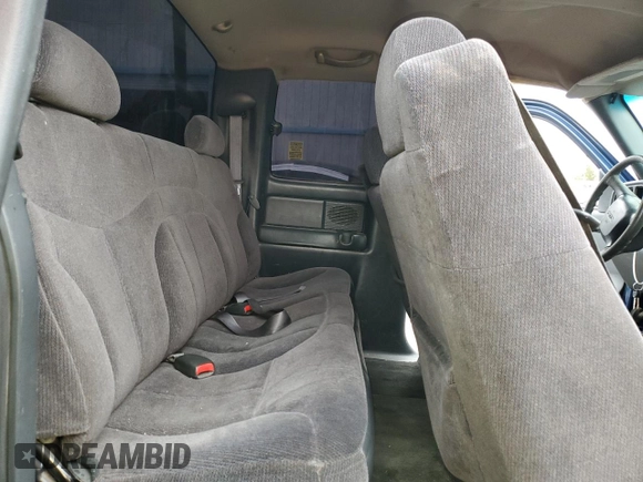 2000 GMC New Sierra 1500 SL with VIN 2GTEC19V3Y1125494, listed as a Copart auction lot 51082895 with 151,882 mi miles and Salvage Title. Bid and sale history available at carsss.com. Image 10.