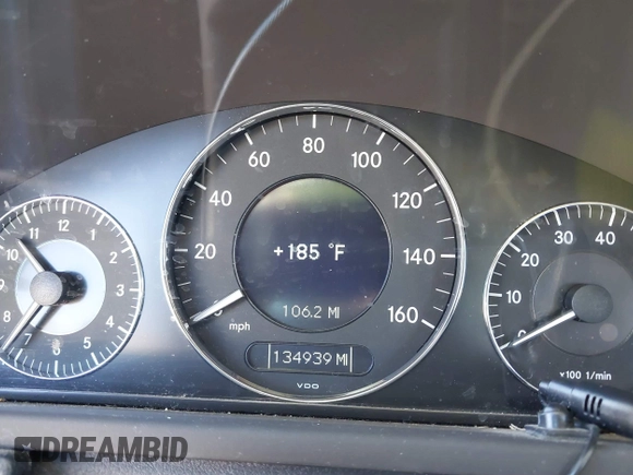 2009 Mercedes-Benz CLK-Class 3.5L with VIN WDBTK56GX9T107902, listed as a IAAI auction lot 41867771 with 134,939 mi miles. Bid and sale history available at carsss.com. Image 7.