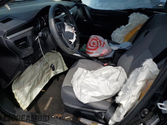 2016 Toyota Corolla L z VIN 5YFBURHE5GP390658, wystawiony jako Copart lot #56589705 z przebiegiem 125 121 mil mil oraz Szkoda całkowita • Salvage title. Historia ofert i sprzedaży dostępna na DreamBid. Obrazek 7.