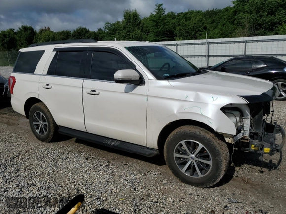 2018 Ford Expedition XLT с VIN 1FMJU1HTXJEA22293, выставлен на аукционе Copart как лот 60668025 с пробегом 154 825 миль миль и Списание • Salvage title. История ставок и продаж доступна на DreamBid. Изображение 4.