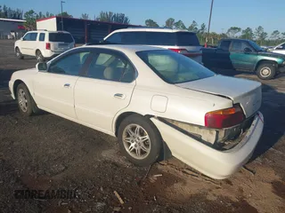2000 Acura TL with VIN 19UUA5667YA045600, listed as a IAAI auction lot 41925306 with 188,185 mi miles. Bid and sale history available at carsss.com. Image 3.