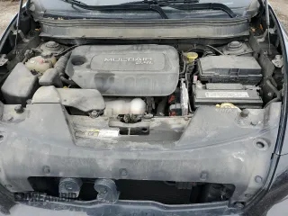 2014 Jeep Cherokee Latitude with VIN 1C4PJLCB9EW264820, listed as a Copart auction lot 49670685 with 224,915 mi miles and Salvage Title. Bid and sale history available at carsss.com. Image 12.