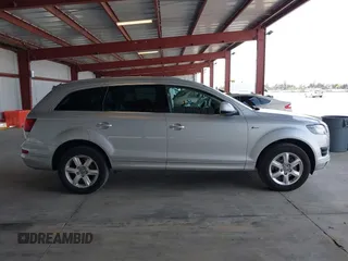 2015 Audi Q7 3.0T Premium with VIN WA1CGAFE9FD026724, listed as a IAAI auction lot 41740073 with 71,505 mi miles. Bid and sale history available at carsss.com. Image 13.