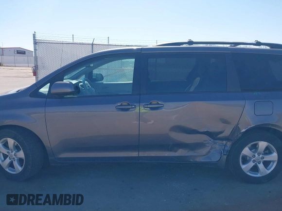 2012 Toyota Sienna LE AAS with VIN 5TDKK3DC8CS269924, listed as a IAAI auction lot 41764722 with 176,968 mi miles. Bid and sale history available at carsss.com. Image 14.