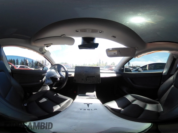 2022 Tesla Model Y Long Range z VIN 7SAYGDEE9NF509655, wystawiony jako IAAI lot #42433796 z przebiegiem 46 936 mil mil oraz . Historia ofert i sprzedaży dostępna na DreamBid. Obrazek 24.