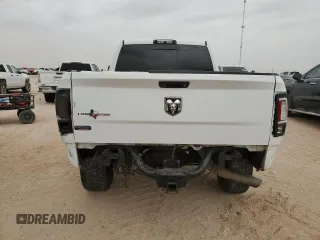 2015 Ram 2500 Laramie with VIN 3C6UR5NL6FG552735, listed as a Copart auction lot 51568925 with 284,745 mi miles and Salvage title. Bid and sale history available at DreamBid. Image 6.