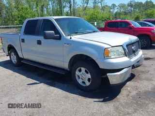 2007 Ford F-150 XLT z VIN 1FTPW12V17KA71153, wystawiony jako IAAI lot #42065440 z przebiegiem 302 651 mil mil oraz . Historia ofert i sprzedaży dostępna na DreamBid. Obrazek 1.