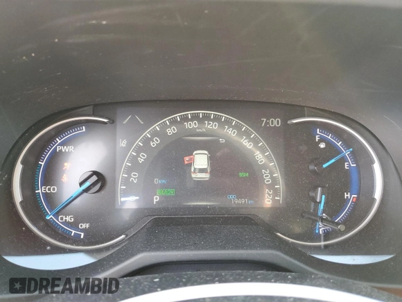 2024 Toyota RAV4 Hybrid XLE Premium with VIN 2T3BWRFV9RW231972, listed as a Copart auction lot 49481375 with 19,491 mi miles and Clean Title. Bid and sale history available at DreamBid. Image 9.