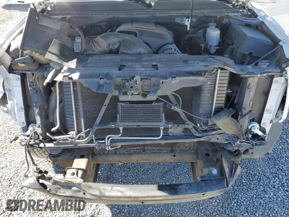 2010 GMC Yukon SLT with VIN 1GKUCCE04AR263242, listed as a Copart auction lot 44727225 with 268,194 mi miles and Salvage Title. Bid and sale history available at carsss.com. Image 12.