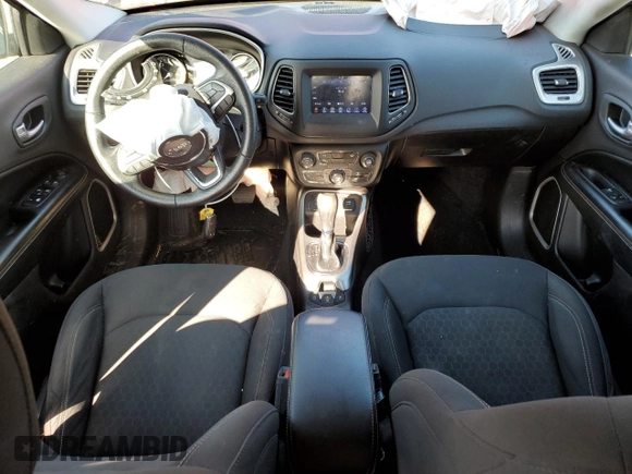 2018 Jeep Compass Sport with VIN 3C4NJCAB7JT102162, listed as a Copart auction lot 44654385 with 40,599 mi miles and Salvage Title. Bid and sale history available at carsss.com. Image 8.