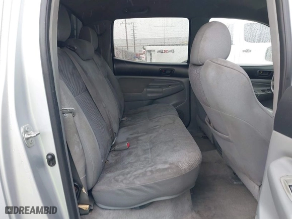 2007 Toyota Tacoma with VIN 3TMLU42N77M009397, listed as a IAAI auction lot 41805139 with 256,744 mi miles. Bid and sale history available at carsss.com. Image 8.