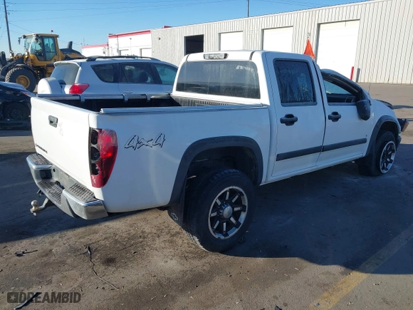 2008 Chevrolet Colorado LT w/1LT with VIN 1GCDT33E888199569, listed as a IAAI auction lot 41445435 with 141,297 mi miles. Bid and sale history available at carsss.com. Image 4.