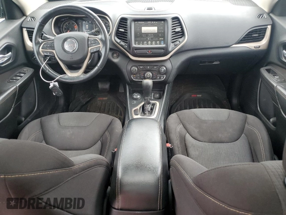 2016 Jeep Cherokee Latitude with VIN 1C4PJMCB8GW117946, listed as a Copart auction lot 50617765 with 135,859 mi miles and Salvage Title. Bid and sale history available at DreamBid. Image 8.