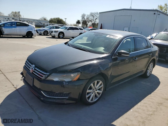 2012 Volkswagen Passat SE with VIN 1VWBP7A37CC075784, listed as a Copart auction lot 48779595 with 265,881 mi miles and Salvage Title. Bid and sale history available at carsss.com. Image 1.
