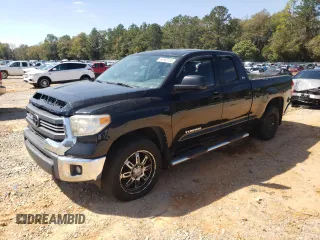 2014 Toyota Tundra SR z VIN 5TFRM5F14EX076991, wystawiony jako Copart lot #48562735 z przebiegiem 239 437 mil mil oraz Czysty tytuł • Clean title. Historia ofert i sprzedaży dostępna na DreamBid. Obrazek 1.