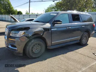 2018 Lincoln Navigator z VIN 5LMJJ2NT9JEL02318, wystawiony jako Copart lot #57556755 z przebiegiem 192 693 mil mil oraz Szkody całkowita. Historia ofert i sprzedaży dostępna na DreamBid. Obrazek 1.