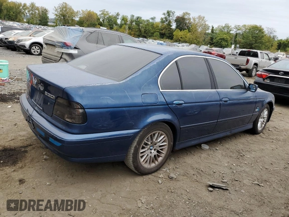 2001 BMW 5 Series 530iA with VIN WBADT63401CF09211, listed as a Copart auction lot 73001944 with 191,141 mi miles and Clean Title. Bid and sale history available at carsss.com. Image 3.