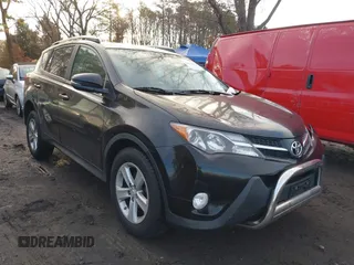 2013 Toyota RAV4 XLE with VIN 2T3RFREV1DW030205, listed as a IAAI auction lot 41470204 with 97,087 mi miles. Bid and sale history available at carsss.com. Image 1.