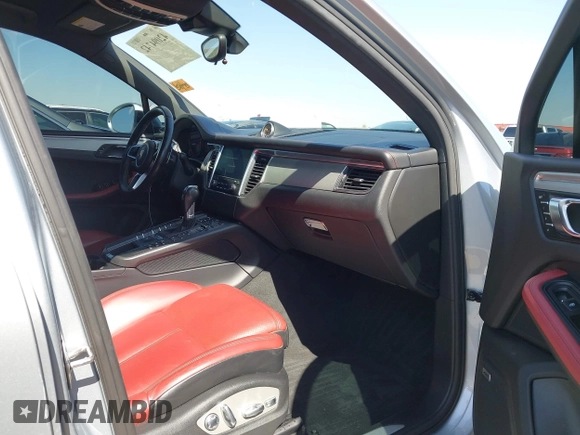 2018 Porsche Macan S with VIN WP1AB2A55JLB36398, listed as a IAAI auction lot 42094742 with 97,376 mi miles and . Bid and sale history available at DreamBid. Image 5.