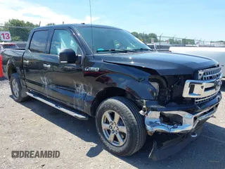 2018 Ford F-150 XL z VIN 1FTEW1E52JFB61592, wystawiony jako IAAI lot #42682384 z przebiegiem 51 929 mil mil oraz . Historia ofert i sprzedaży dostępna na DreamBid. Obrazek 1.