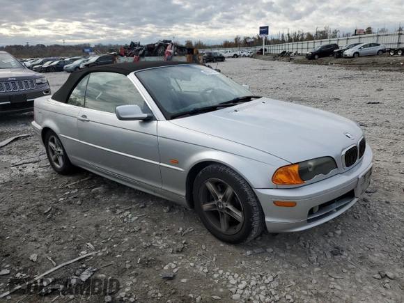 2002 BMW 3 Series 325Ci with VIN WBABS33492JY43255, listed as a Copart auction lot 80297624 with 138,885 mi miles and Salvage Title. Bid and sale history available at carsss.com. Image 4.