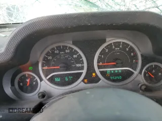 2008 Jeep Wrangler Sahara with VIN 1J4FA54178L653453, listed as a Copart auction lot 45490235 with 95,250 mi miles and Salvage title. Bid and sale history available at DreamBid. Image 9.