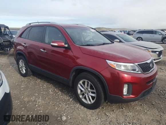 2014 Kia Sorento LX z VIN 5XYKTDA64EG519872, wystawiony jako Copart lot #51453065 z przebiegiem 145 868 mil mil oraz Czysty tytuł • Clean title. Historia ofert i sprzedaży dostępna na DreamBid. Obrazek 4.