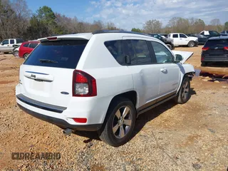 2017 Jeep Compass High Altitude with VIN 1C4NJDEB2HD100626, listed as a IAAI auction lot 41823817 with 90,138 mi miles. Bid and sale history available at carsss.com. Image 4.