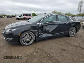 2013 Lincoln MKZ z VIN 3LN6L2JK2DR818408, wystawiony jako Copart lot #56912935 z przebiegiem 152 890 mil mil oraz Szkoda całkowita • Salvage title. Historia ofert i sprzedaży dostępna na DreamBid. Obrazek 1.