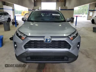 2022 Toyota RAV4 Hybrid XLE Premium с VIN 4T3B6RFV6NU067963, выставлен на аукционе Copart как лот 57606405 с пробегом 30 439 миль миль и Списание • Salvage title. История ставок и продаж доступна на DreamBid. Изображение 5.