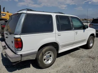 1997 Ford Explorer XL z VIN 1FMDU32E3VZB49226, wystawiony jako Copart lot #73610834 z przebiegiem 236 649 mil mil oraz Czysty tytuł • Clean title. Historia ofert i sprzedaży dostępna na DreamBid. Obrazek 3.
