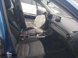 2018 Mazda CX-3 Sport with VIN JM1DKFB74J0320352, listed as a IAAI auction lot 41542089 with 111,017 mi miles. Bid and sale history available at carsss.com. Image 5.