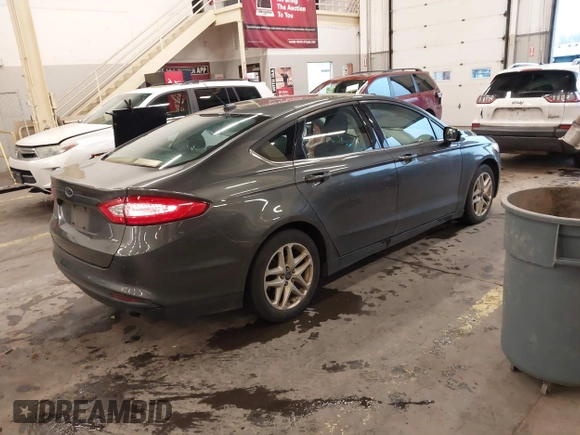 2015 Ford Fusion SE with VIN 1FA6P0H7XF5124074, listed as a IAAI auction lot 41658822 with 127,886 mi miles and . Bid and sale history available at carsss.com. Image 4.