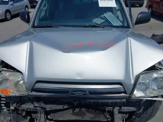 2005 Toyota 4Runner SR5 z VIN JTEZU14R158031515, wystawiony jako IAAI lot #42453430 z przebiegiem 114 071 mil mil oraz . Historia ofert i sprzedaży dostępna na DreamBid. Obrazek 10.