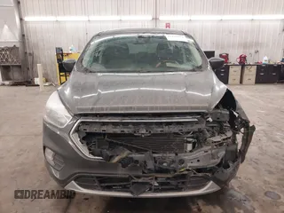 2019 Ford Escape SE with VIN 1FMCU9GD8KUA65460, listed as a IAAI auction lot 41427918 with 135,087 mi miles. Bid and sale history available at carsss.com. Image 13.