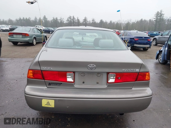 2001 Toyota Camry CE with VIN 4T1BG22K81U099347, listed as a IAAI auction lot 41920932 with 185,186 mi miles and . Bid and sale history available at DreamBid. Image 12.