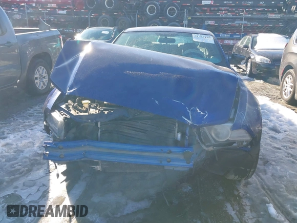 2014 Ford Mustang V6 with VIN 1ZVBP8AM6E5301075, listed as a IAAI auction lot 41427149 with 119,277 mi miles and . Bid and sale history available at carsss.com. Image 13.