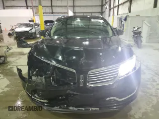 2018 Lincoln MKX Premiere with VIN 2LMPJ6JR0JBL42138, listed as a Copart auction lot 45450105 with 86,799 mi miles and Non Repairable. Bid and sale history available at carsss.com. Image 5.