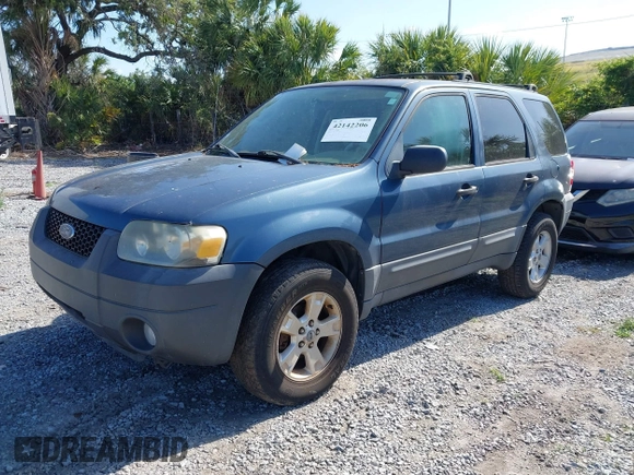 2006 Ford Escape XLT with VIN 1FMYU031X6KB00529, listed as a IAAI auction lot 42142206 with 125,462 mi miles and . Bid and sale history available at DreamBid. Image 2.