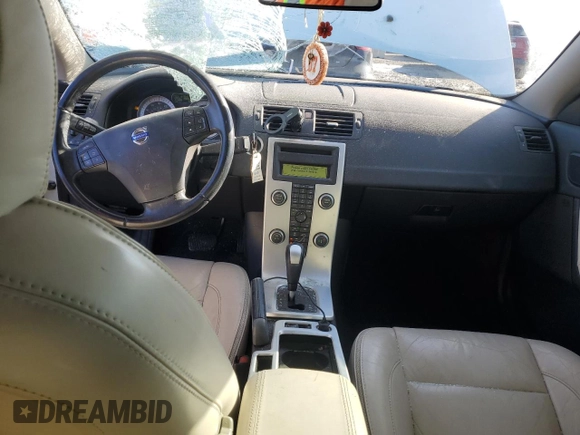 2013 Volvo C70 T5 with VIN YV1672MC7DJ136559, listed as a Copart auction lot 42863545 with 124,540 mi miles and Salvage Title. Bid and sale history available at carsss.com. Image 8.