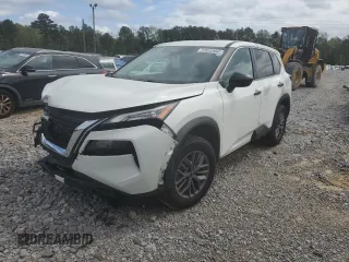 2022 Nissan Rogue S z VIN 5N1BT3AB7NC709706, wystawiony jako Copart lot #49309225 z przebiegiem 75 787 mil mil oraz Szkoda całkowita • Salvage title. Historia ofert i sprzedaży dostępna na DreamBid. Obrazek 1.