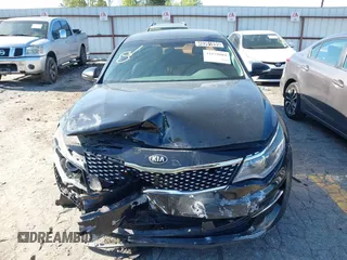 2016 Kia Optima EX z VIN 5XXGU4L35GG066083, wystawiony jako IAAI lot #41828804 z przebiegiem 112 396 mil mil oraz . Historia ofert i sprzedaży dostępna na DreamBid. Obrazek 6.