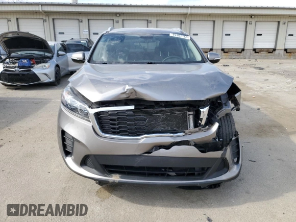 2019 Kia Sorento LX with VIN 5XYPGDA33KG525268, listed as a Copart auction lot 49307155 with 110,945 mi miles and Salvage Title. Bid and sale history available at carsss.com. Image 5.