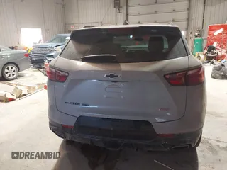 2021 Chevrolet Blazer RS z VIN 3GNKBKRS4MS511445, wystawiony jako IAAI lot #41376452 z przebiegiem 34 843 mil mil oraz . Historia ofert i sprzedaży dostępna na DreamBid. Obrazek 16.