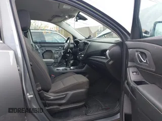 2021 Chevrolet Traverse LT Cloth z VIN 1GNERGKW3MJ157258, wystawiony jako IAAI lot #42169401 z przebiegiem 34 992 mil mil oraz . Historia ofert i sprzedaży dostępna na DreamBid. Obrazek 5.