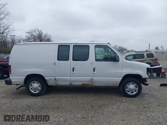 2012 Ford Econoline Cargo Commercial with VIN 1FTNE1EW0CDB10750, listed as a IAAI auction lot 41939696 with 180,042 mi miles. Bid and sale history available at carsss.com. Image 14.