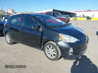 2012 Toyota Prius One z VIN JTDKDTB3XC1012127, wystawiony jako IAAI lot #42242440 z przebiegiem 226 594 mil mil oraz . Historia ofert i sprzedaży dostępna na DreamBid. Obrazek 1.