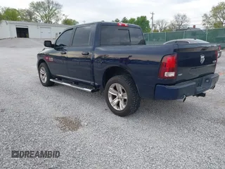 2017 Ram 1500 Sport z VIN 1C6RR7MTXHS624101, wystawiony jako IAAI lot #41928934 z przebiegiem 96 565 mil mil oraz . Historia ofert i sprzedaży dostępna na DreamBid. Obrazek 3.