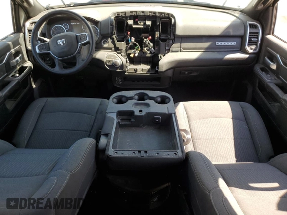 2024 Ram 2500 Big Horn with VIN 3C6UR5DJXRG401109, listed as a Copart auction lot 64012645 with 3,420 mi miles and Clean title. Bid and sale history available at DreamBid. Image 8.
